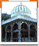 Dargah Qutub Sahib